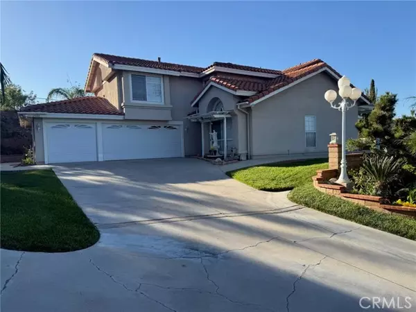 Riverside, CA 92503,2000 Citrus wood