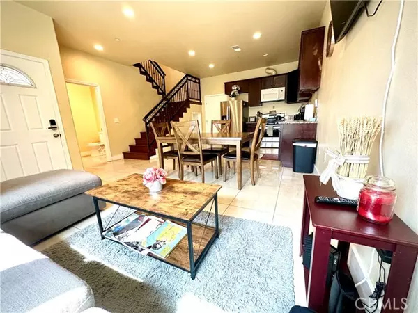 Rialto, CA 92376,228 N Orange