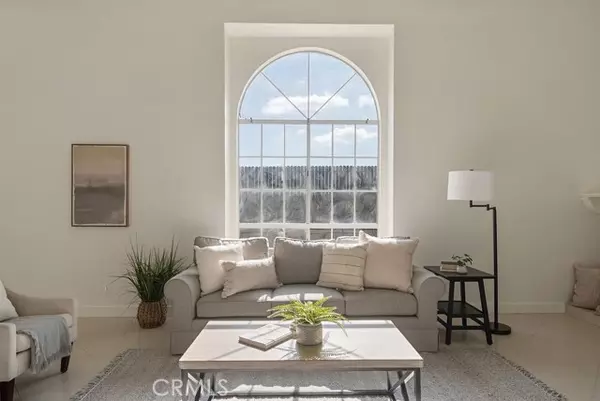 Riverside, CA 92504,15425 Brookview Court