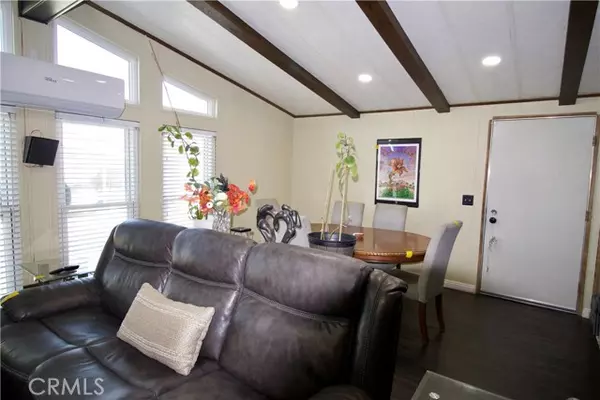 Ontario, CA 91761,1456 E Philadelphia #218