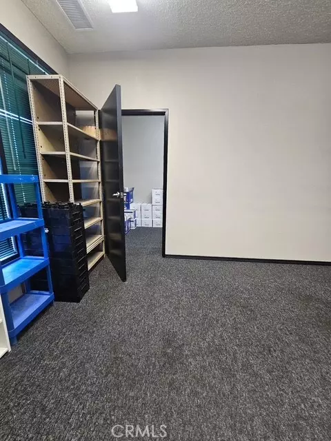 Apple Valley, CA 92307,16025 Kamana