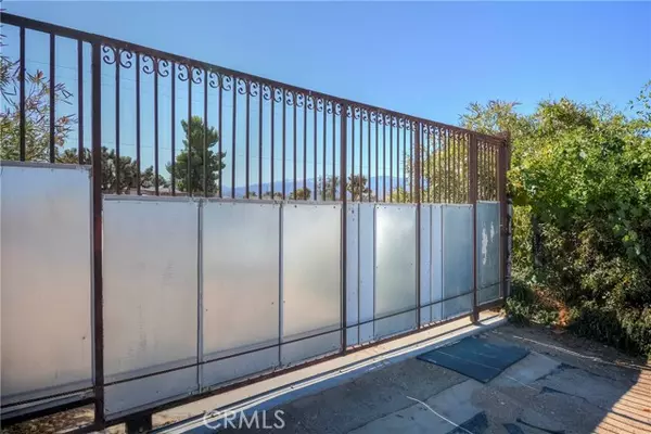 Phelan, CA 92371,9331 Manada