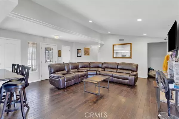 Hesperia, CA 92345,17722 Juniper St