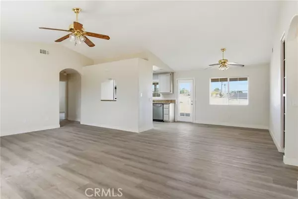 Hesperia, CA 92345,17964 Hackberry