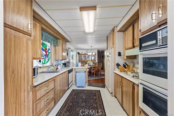 Chatsworth (los Angeles), CA 91311,21500 Lassen Street #175