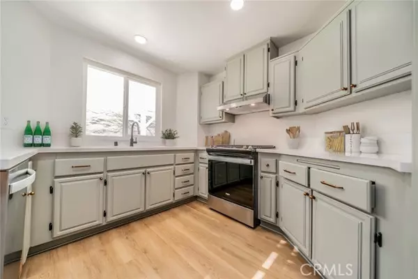 Fontana, CA 92337,14721 Weeping Willow Lane