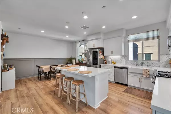 Chino, CA 91708,8367 Explorer