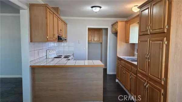 Hemet, CA 92543,1153 E Johnston Avenue