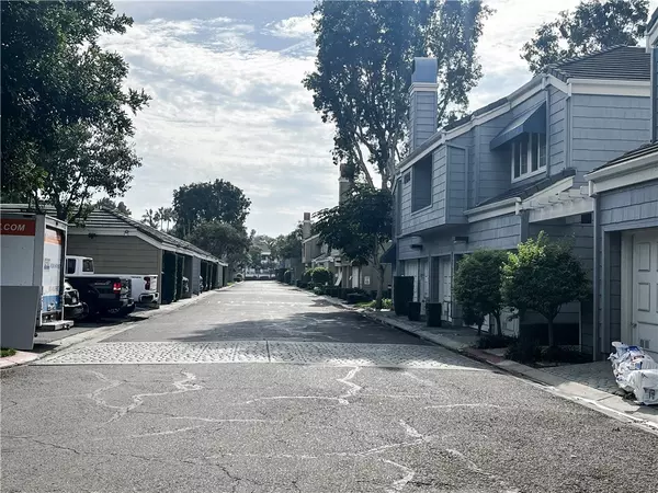 Huntington Beach, CA 92648,19311 Sunray #426