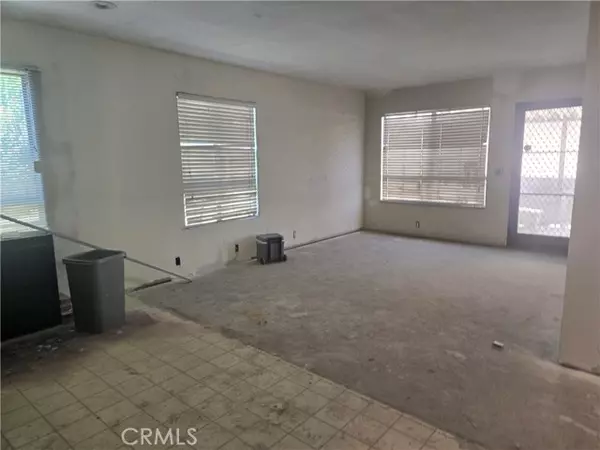 El Monte, CA 91732,2361 Parkway