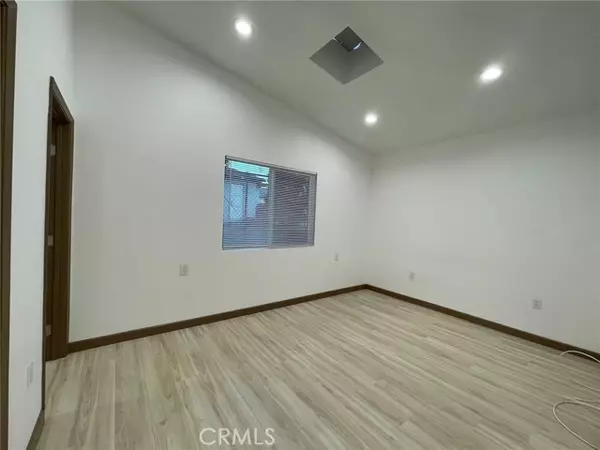 Claremont, CA 91711,751 Baylor Avenue