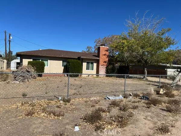 15932 Live Oak, Hesperia, CA 92345