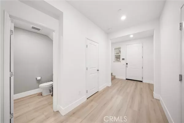 Chino, CA 91710,5313 Mariner