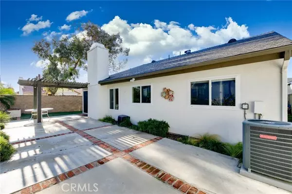 Irvine, CA 92620,2 Mccormick