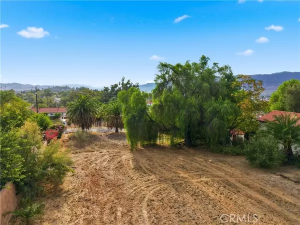 Lake Elsinore, CA 92530,0 McPherson Avenue