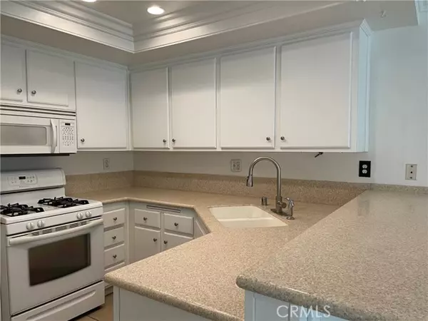 Ontario, CA 91762,1031 Palmetto Avenue #P6