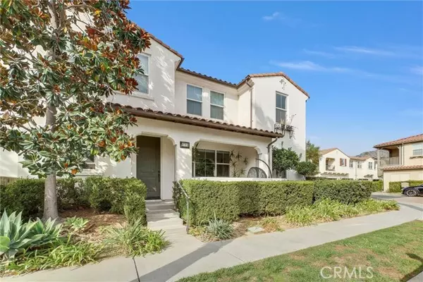 Azusa, CA 91702,870 E Mountain #D