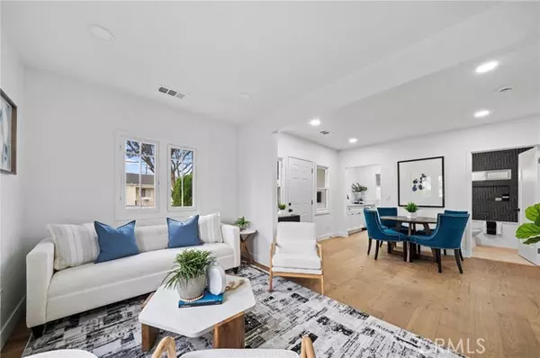 Alhambra, CA 91803,2560 Las Flores