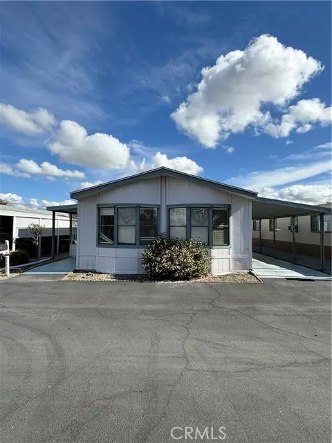 Hemet, CA 92543,530 W Devonshire Avenue #36