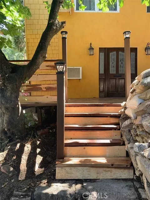 754 Golden, Lake Arrowhead, CA 92352