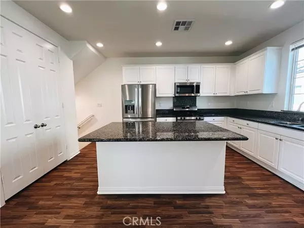 Chino, CA 91708,7554 Botany