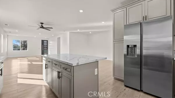 Perris, CA 92570,21402 Short Ridge