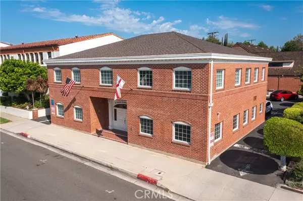 San Marino, CA 91108,2975 Huntington Drive