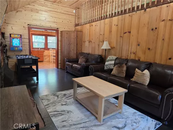 Big Bear Lake, CA 92315,344 Edgemoor