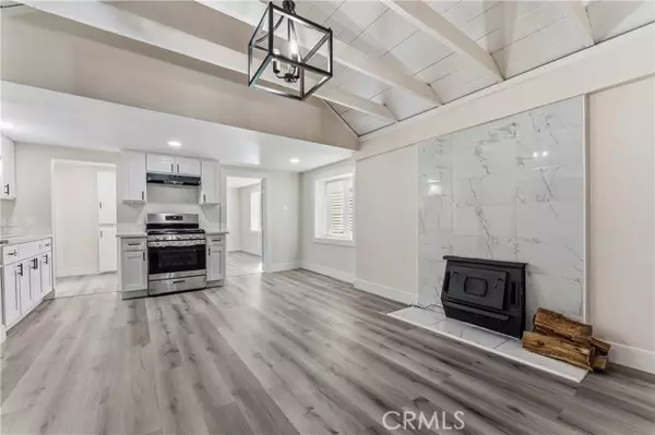 Crestline, CA 92325,22849 Juniper