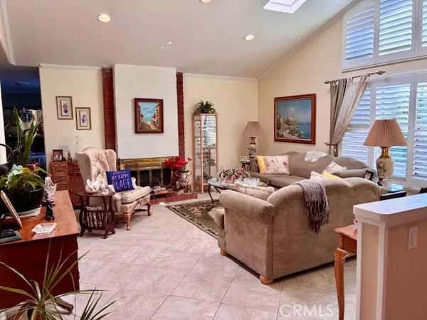 West Covina, CA 91791,1346 S South Hills Drive