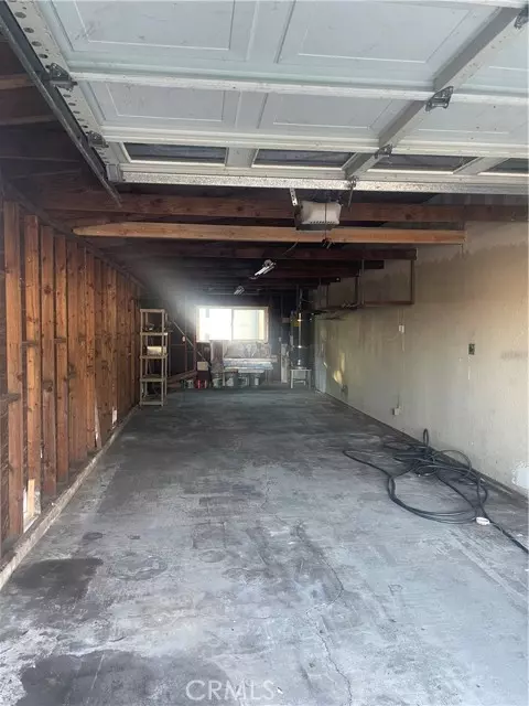 9352 Olive Street, Fontana, CA 92335