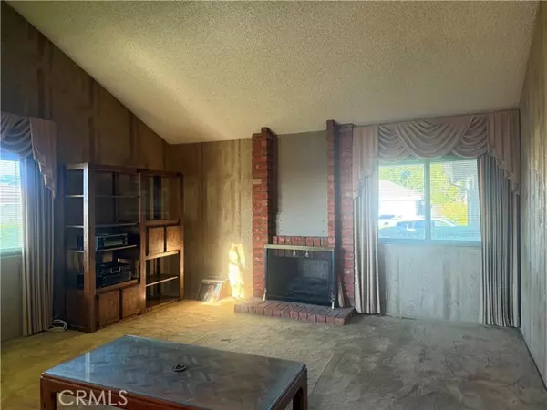 San Dimas, CA 91773,1633 Calle De Armonia