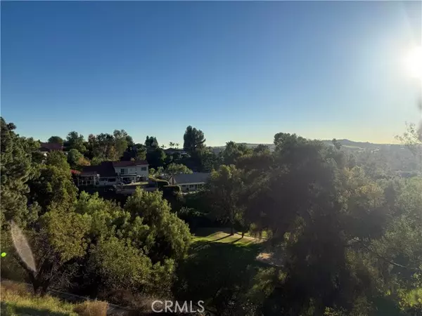 San Dimas, CA 91773,1633 Calle De Armonia