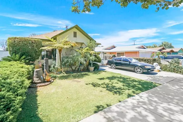 Montebello, CA 90640,229 E Cleveland Avenue