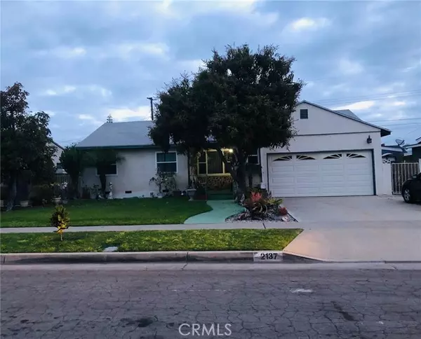 2137 W Hill Avenue, Fullerton, CA 92833