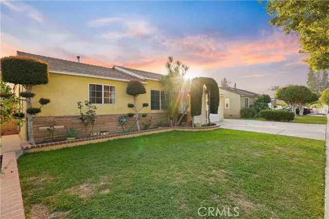 Paramount, CA 90723,7534 Mendy Street