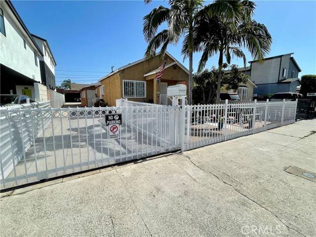 146 W 84th Street, Los Angeles, CA 90003