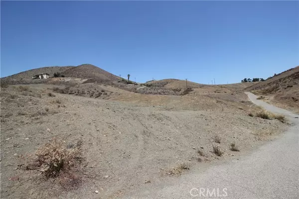 4 Cross Hill Drive, Quail Valley, CA 92587