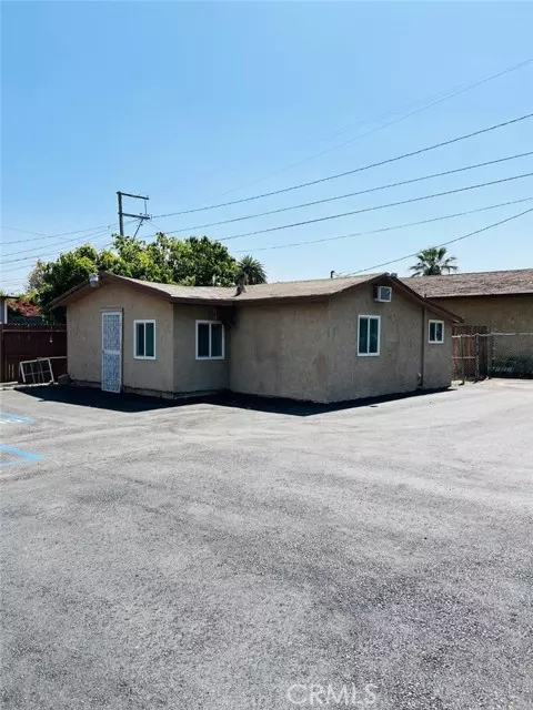 Rialto, CA 92376,144 N Riverside Avenue