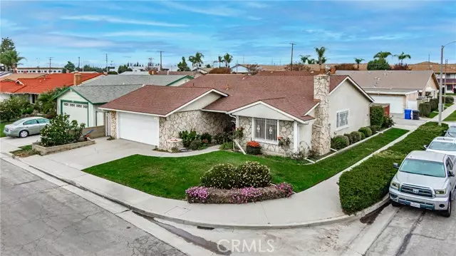 Downey, CA 90242,7125 Cole Street