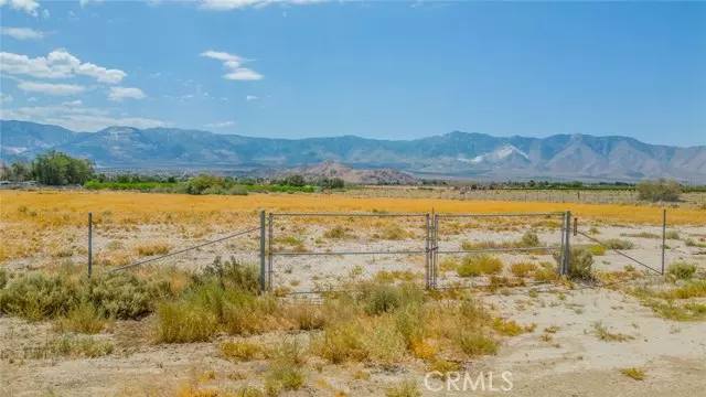 Lucerne Valley, CA 92356,32453 Furst Street