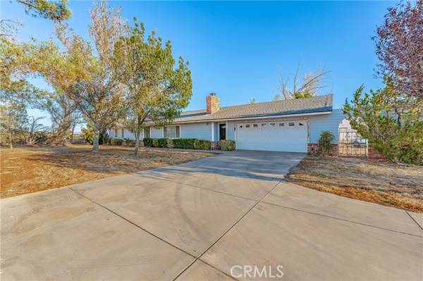 8247 W Avenue D, Lancaster, CA 93536