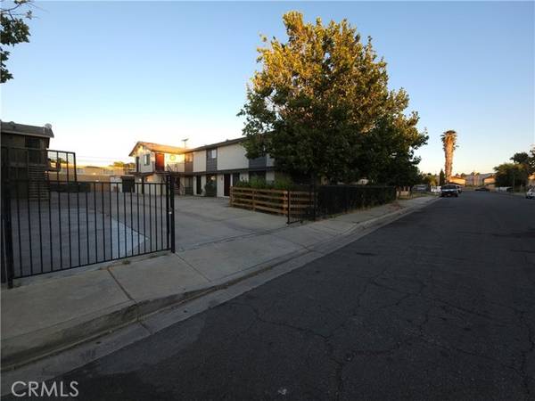 38478 Larkin Avenue #B, Palmdale, CA 93550