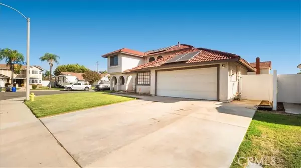 731 W El Molino Street, Bloomington, CA 92316