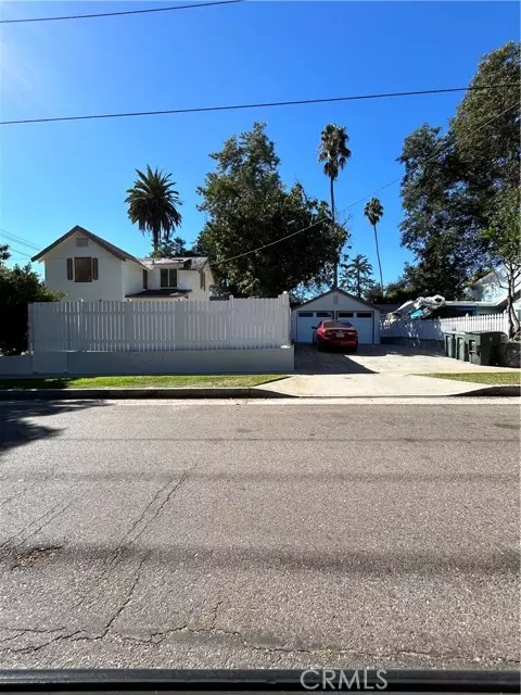 Pasadena, CA 91104,1065 E Mountain Street