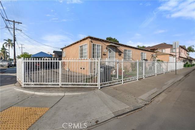 801 E Elm Street, Compton, CA 90221