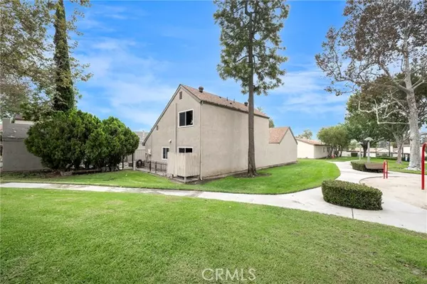 Fullerton, CA 92835,3116 Ravenwood Court