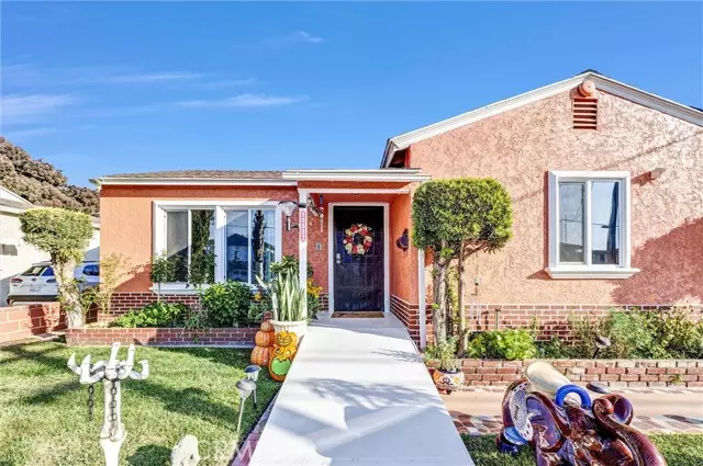 11512 Old River School Road, Downey, CA 90241