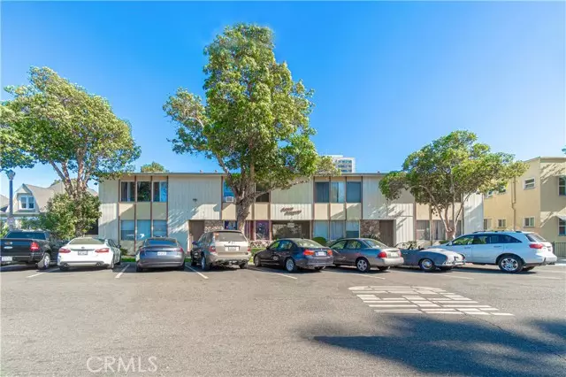 Long Beach, CA 90813,728 Cedar Avenue #4