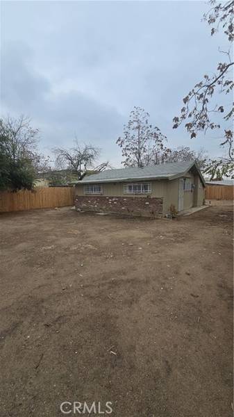 111 Warren Avenue, Bakersfield, CA 93308